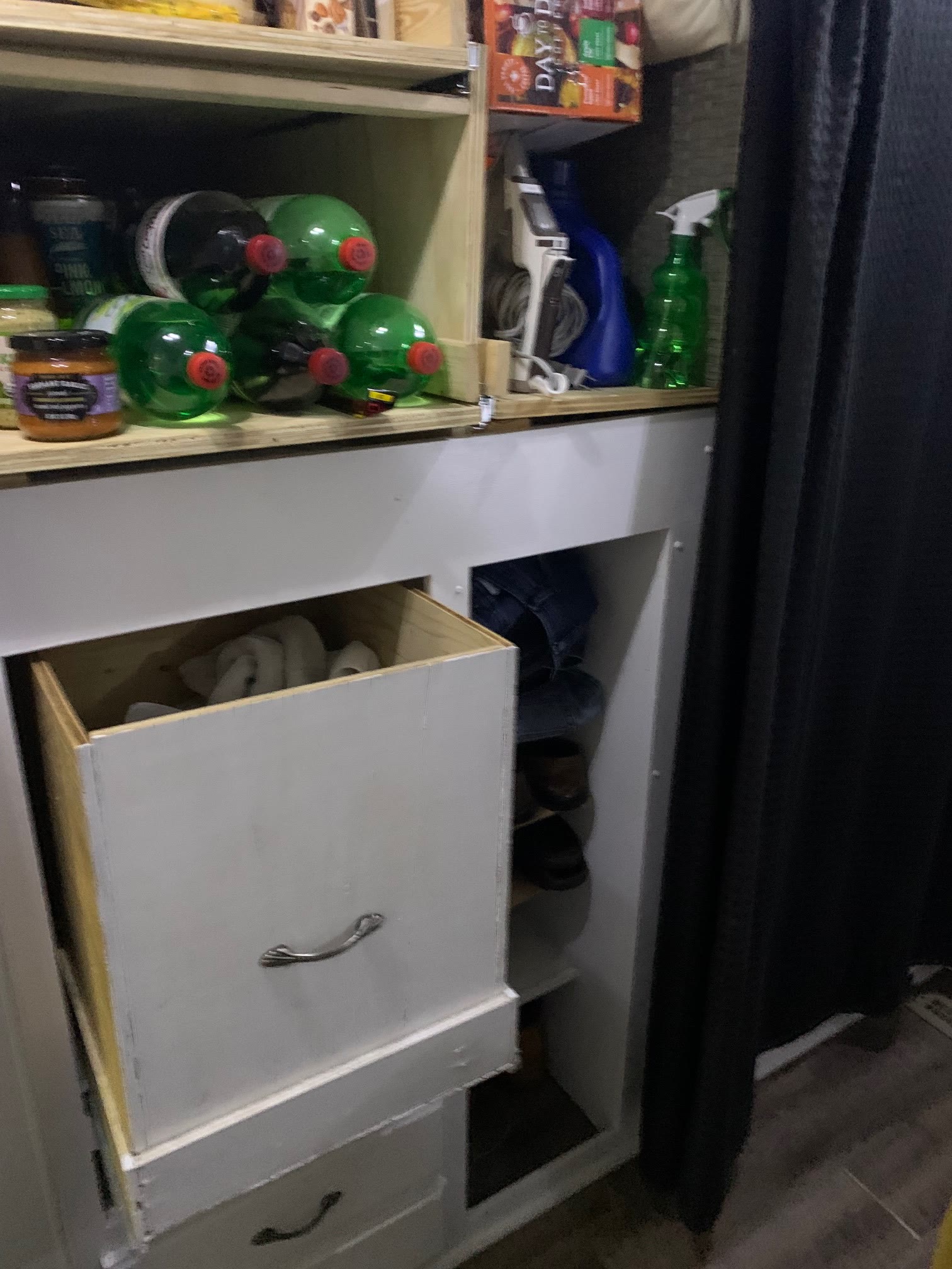 Expanded pantry storage
